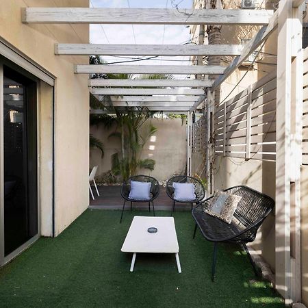 The Beach Life Complex - By Localz Group Tel Aviv Bagian luar foto