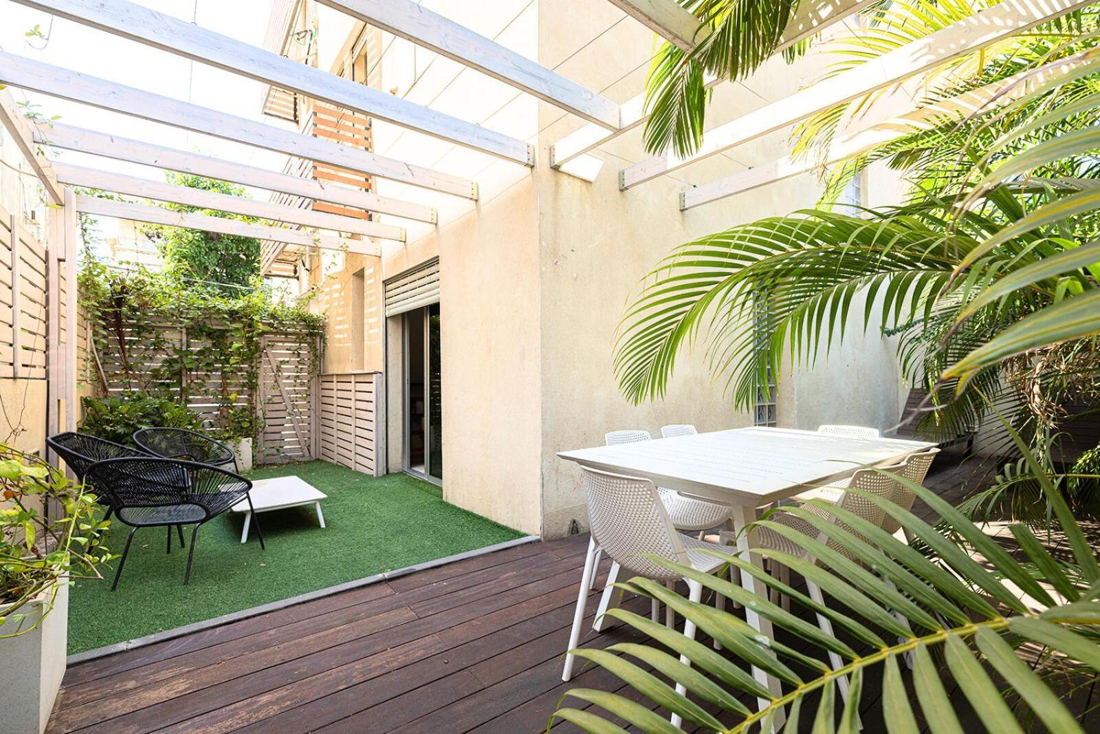 The Beach Life Complex - By Localz Group Tel Aviv Bagian luar foto