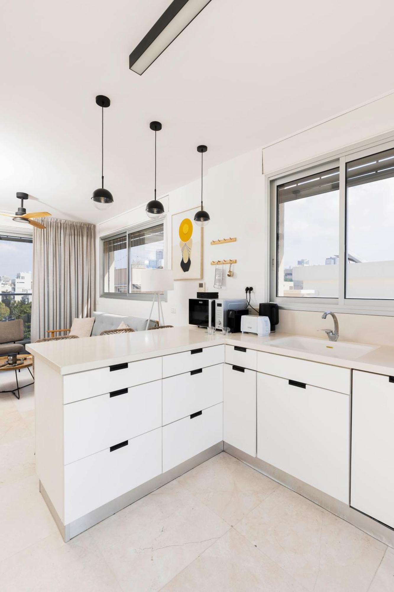 The Beach Life Complex - By Localz Group Tel Aviv Bagian luar foto