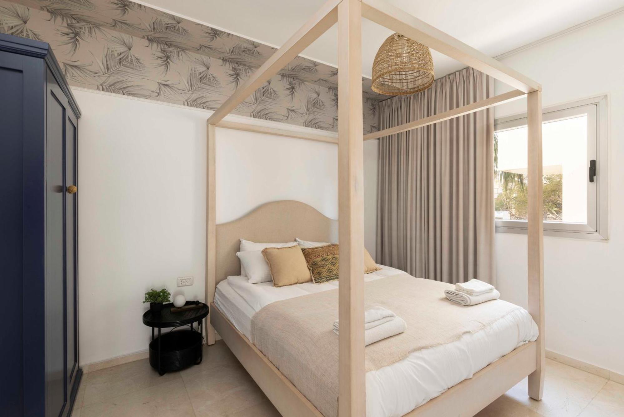 The Beach Life Complex - By Localz Group Tel Aviv Bagian luar foto
