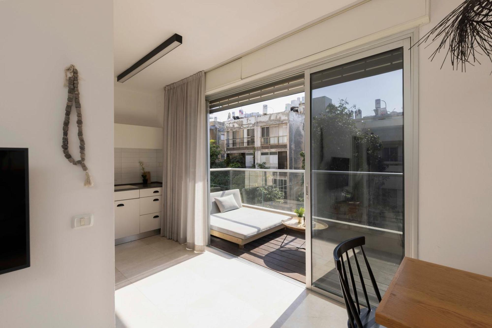 The Beach Life Complex - By Localz Group Tel Aviv Bagian luar foto