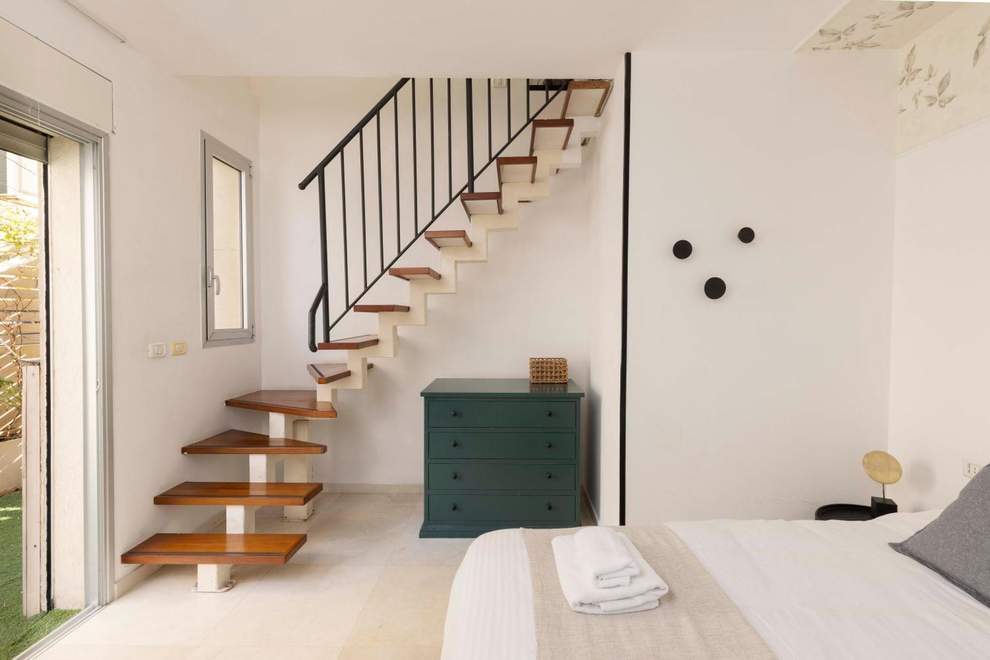 The Beach Life Complex - By Localz Group Tel Aviv Bagian luar foto