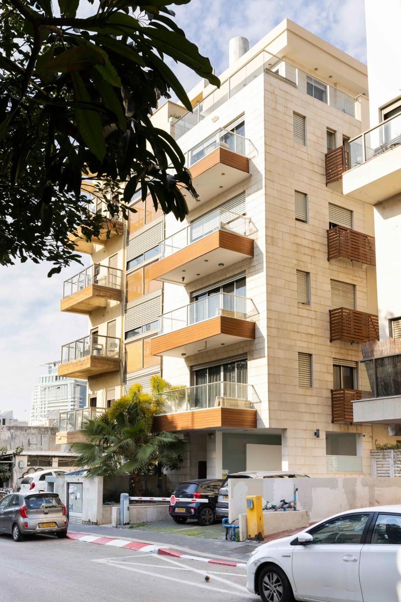 The Beach Life Complex - By Localz Group Tel Aviv Bagian luar foto
